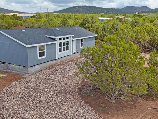 2067 E Spruce Street, Williams, AZ 86046