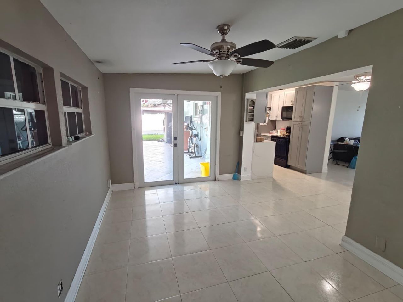 324 Mid Pines Road, Palm Springs, FL 33461 Photo