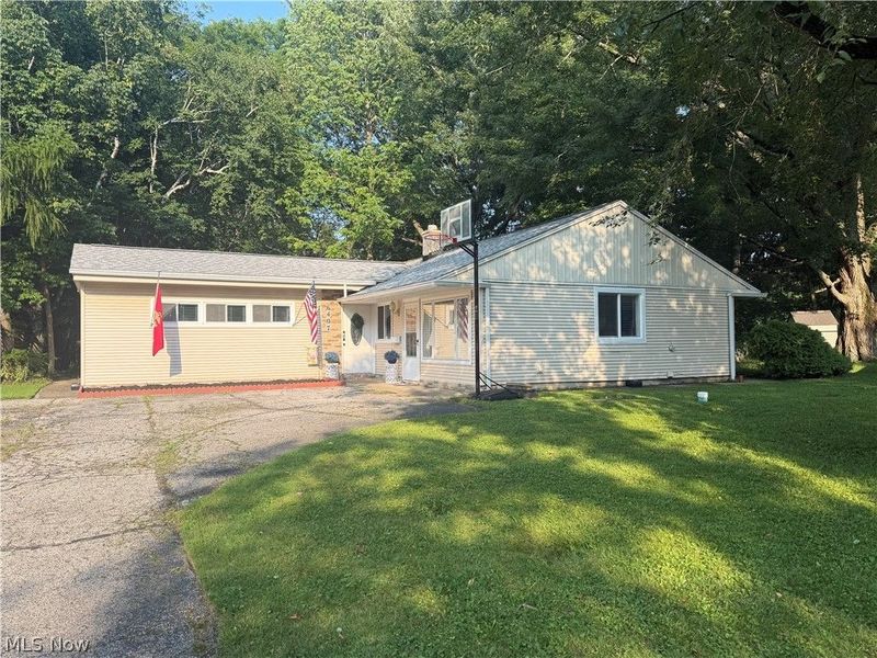 6407 Newland Road, Parma Heights, OH 44130 Photo 1