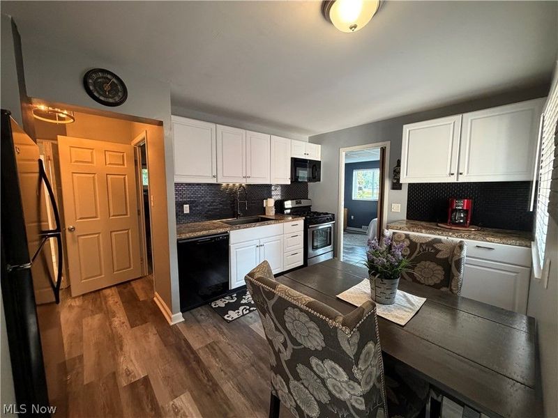 6407 Newland Road, Parma Heights, OH 44130 Photo 6