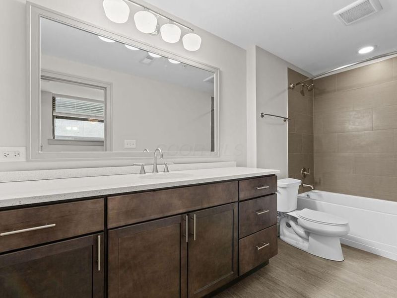 51 N High Street, Unit 208, Columbus, OH 43215 Photo 12