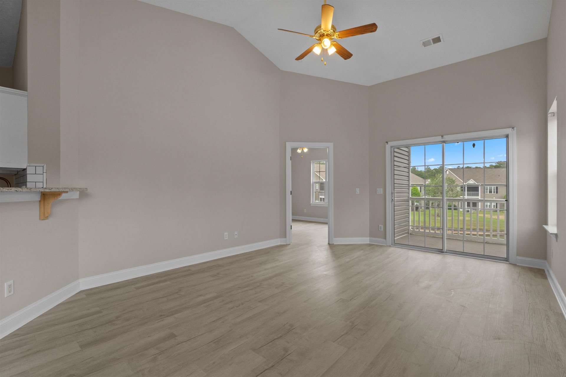 1121 Peace Pipe Pl. Photo 5