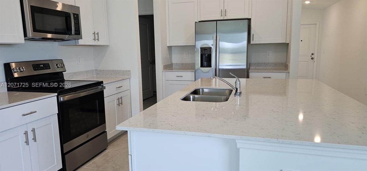 20190 Caroline Creek Pl , Lehigh Acres, FL 33974 Photo