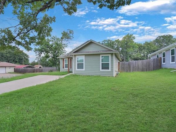 501 E Day Street, Denison, TX 75021