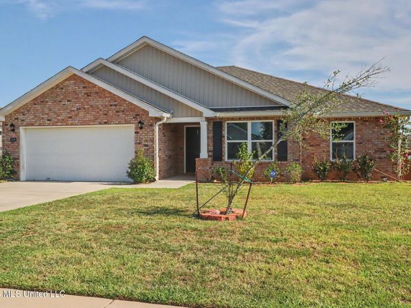 1059 Enclave Circle, Long Beach, MS 39560