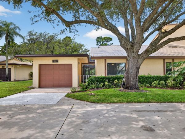 3007 BENT PINE Drive, Fort Pierce, FL 34951