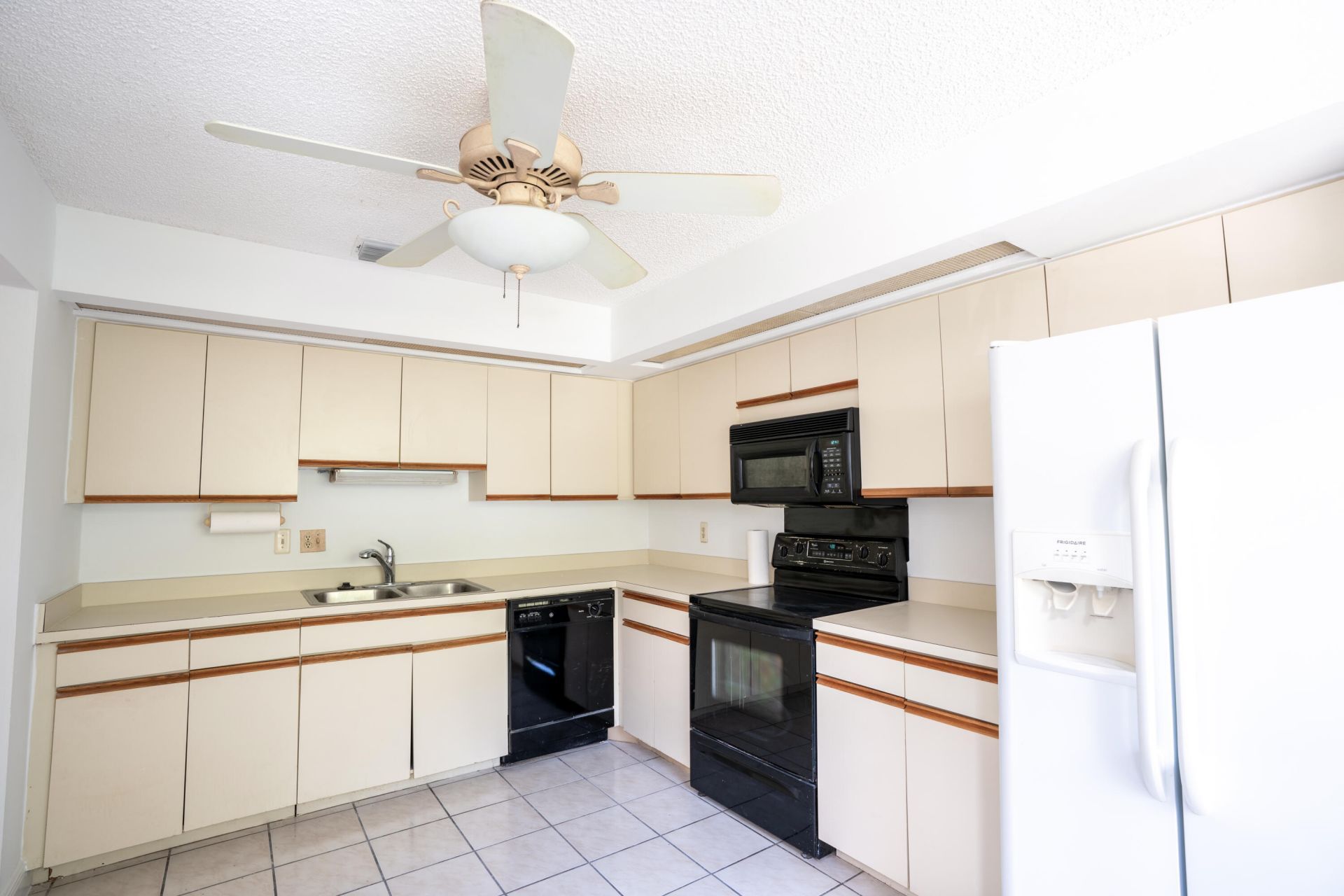8429 NW 78th Court, Tamarac, FL 33321 Photo