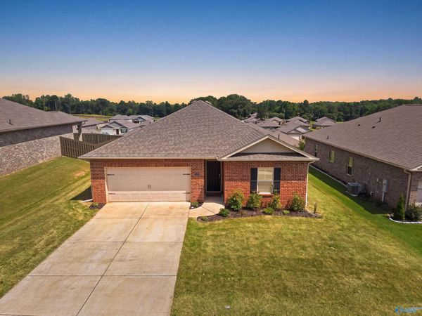 115 Settlement Drive, Huntsville, AL 35810