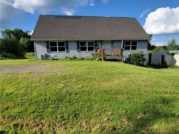 2182 Route 11 , La Fayette, NY 13084