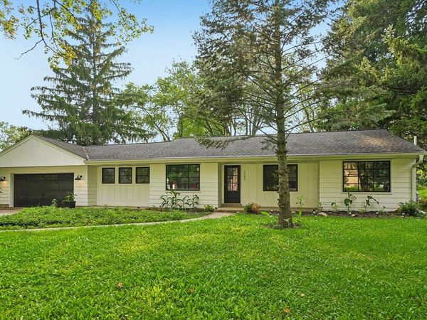 2565 El Rancho DRIVE, Brookfield, WI 53005