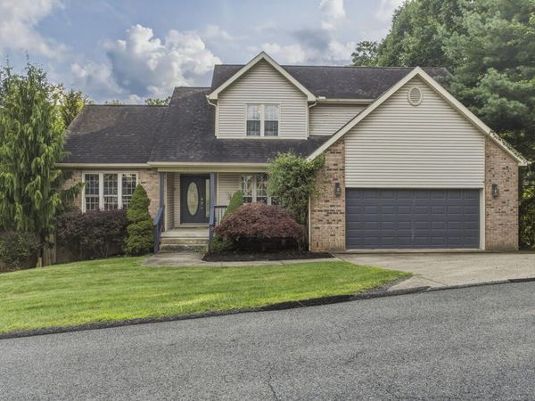 52 Sandlewood Drive, BECKLEY, WV 25801