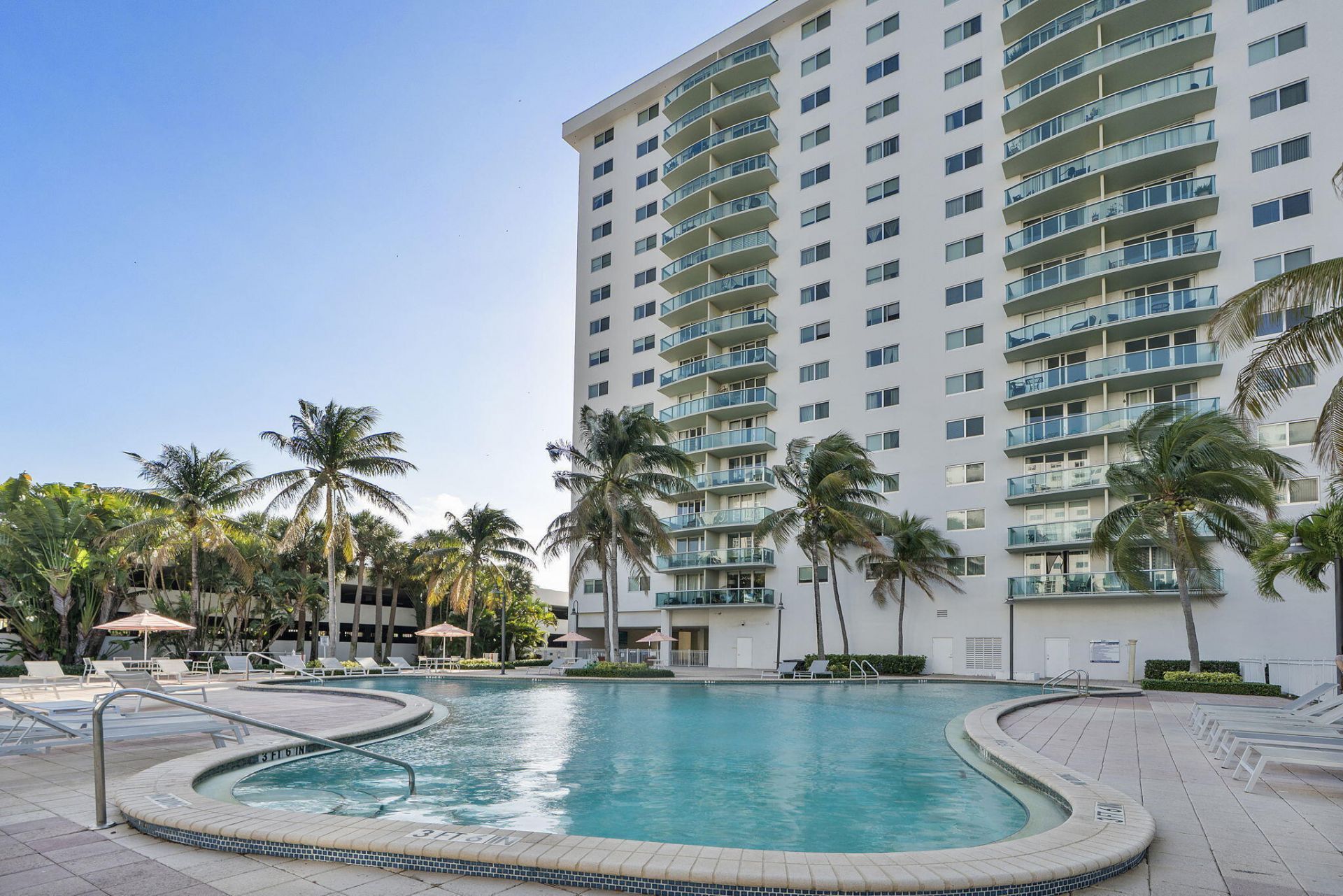 19380 Collins Avenue, Unit 523, Sunny Isles Beach, FL 33160 Photo