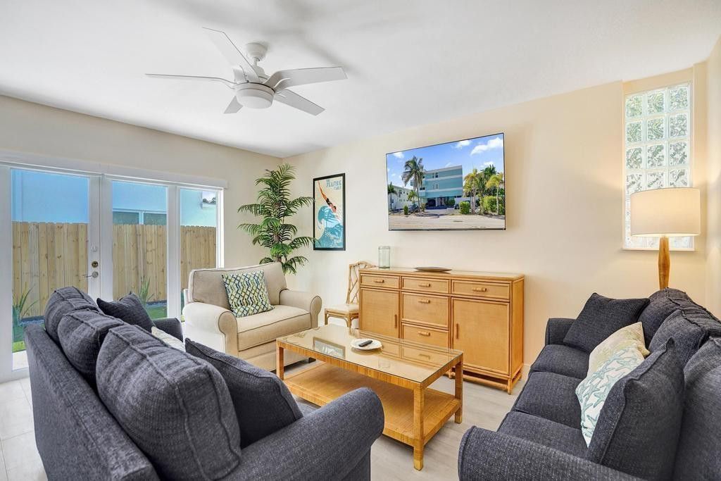 4549 N Ocean Drive, Unit 1, Lauderdale by the Sea, FL 33308 Photo