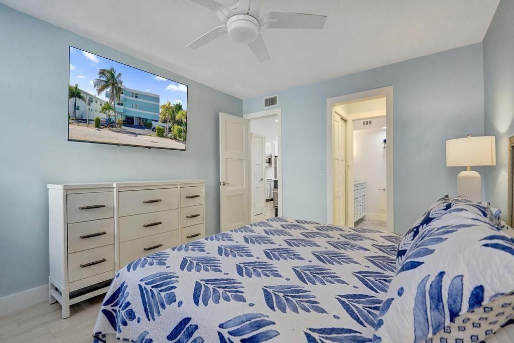 4549 N Ocean Drive, Unit 1, Lauderdale by the Sea, FL 33308 Photo