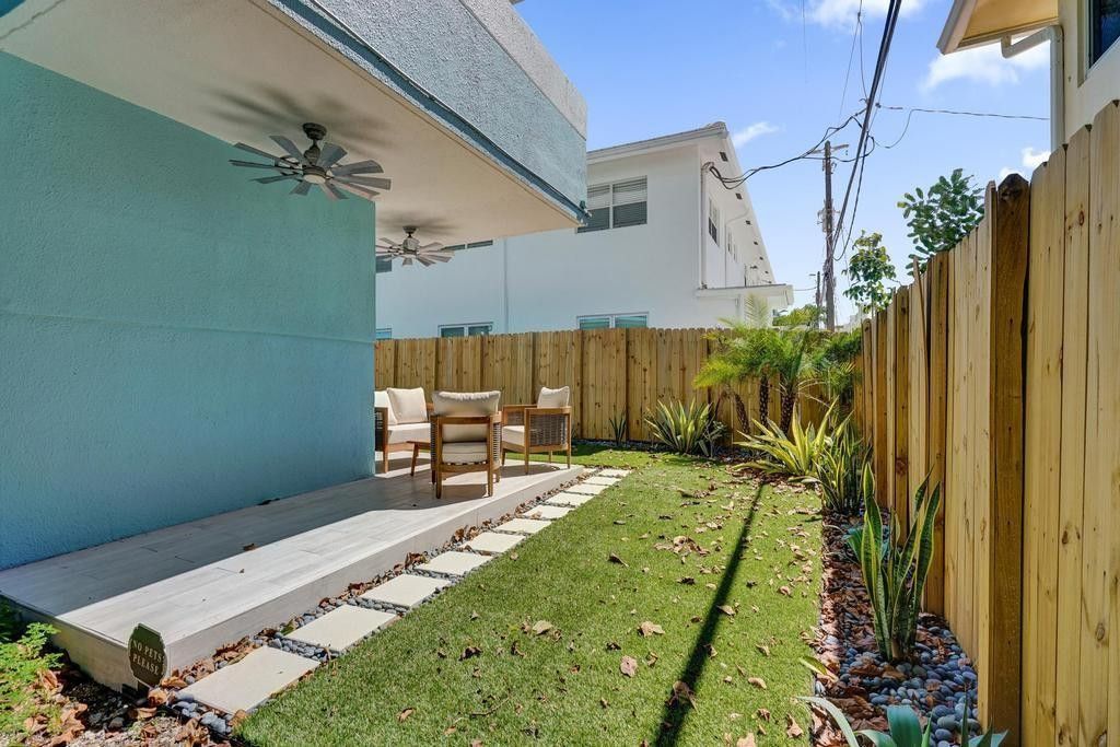 4549 N Ocean Drive, Unit 1, Lauderdale by the Sea, FL 33308 Photo