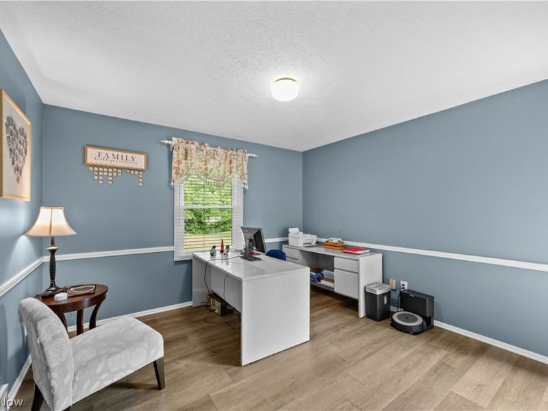 376 Creekside Drive, Avon Lake, OH 44012 Photo 14