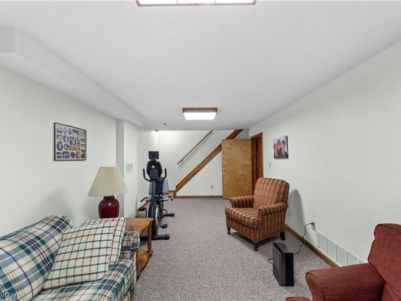 376 Creekside Drive, Avon Lake, OH 44012 Photo 32