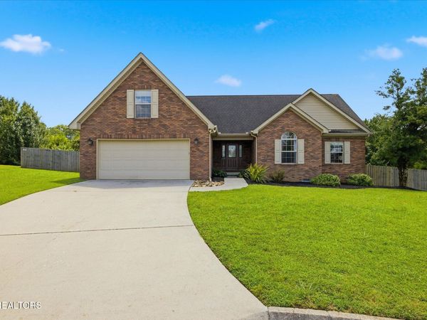 100 Stone Bluff Court, Knoxville, TN 37924
