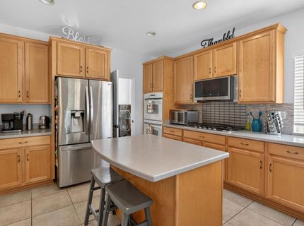 10236 Stathos Dr, Elk Grove, CA 95757 Photo