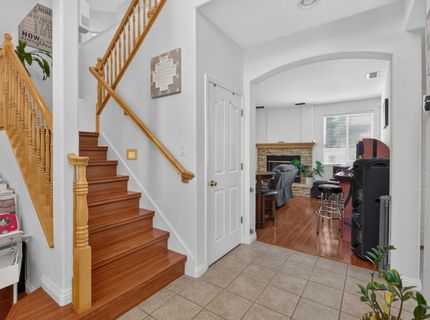10236 Stathos Dr, Elk Grove, CA 95757 Photo