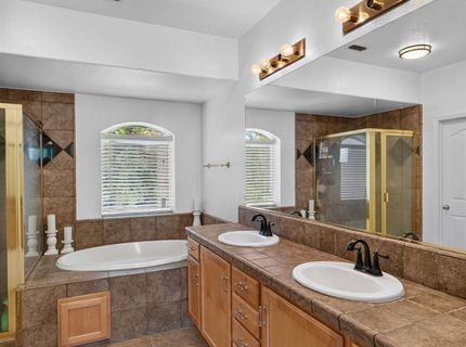 10236 Stathos Dr, Elk Grove, CA 95757 Photo