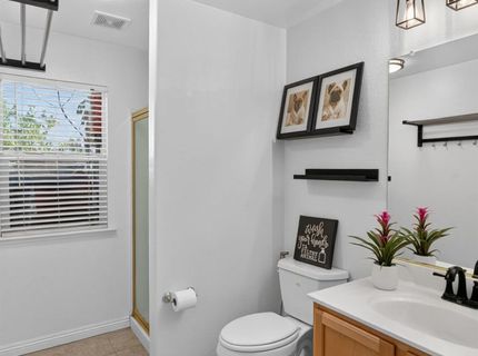 10236 Stathos Dr, Elk Grove, CA 95757 Photo
