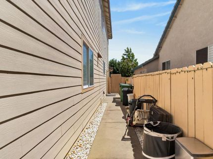10236 Stathos Dr, Elk Grove, CA 95757 Photo