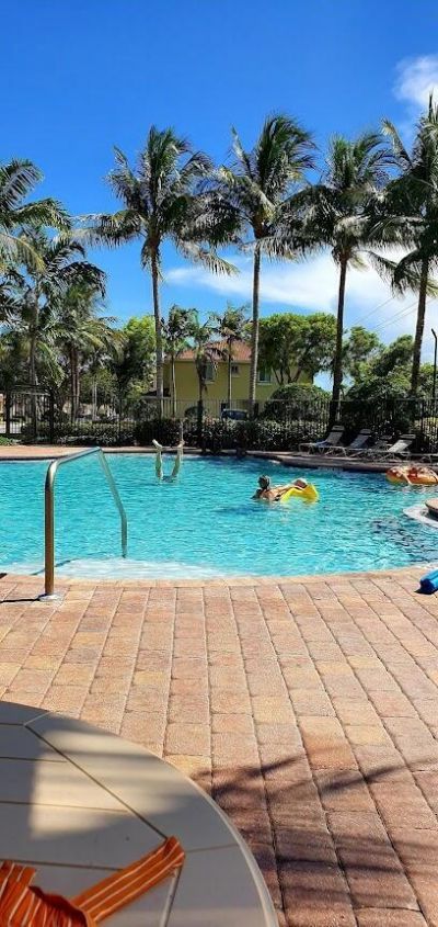 2905 S Greenleaf Circle, Boynton Beach, FL 33426 Photo