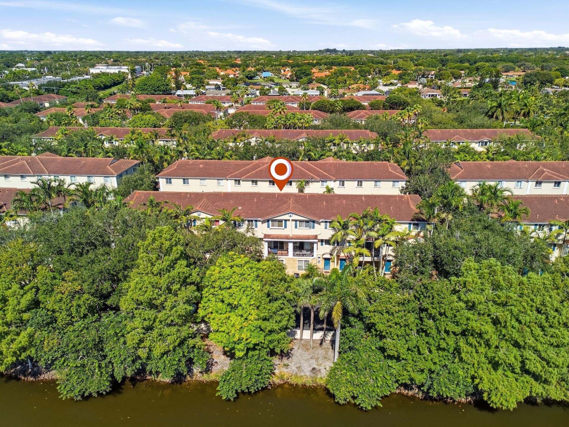 2905 S Greenleaf Circle, Boynton Beach, FL 33426 Photo