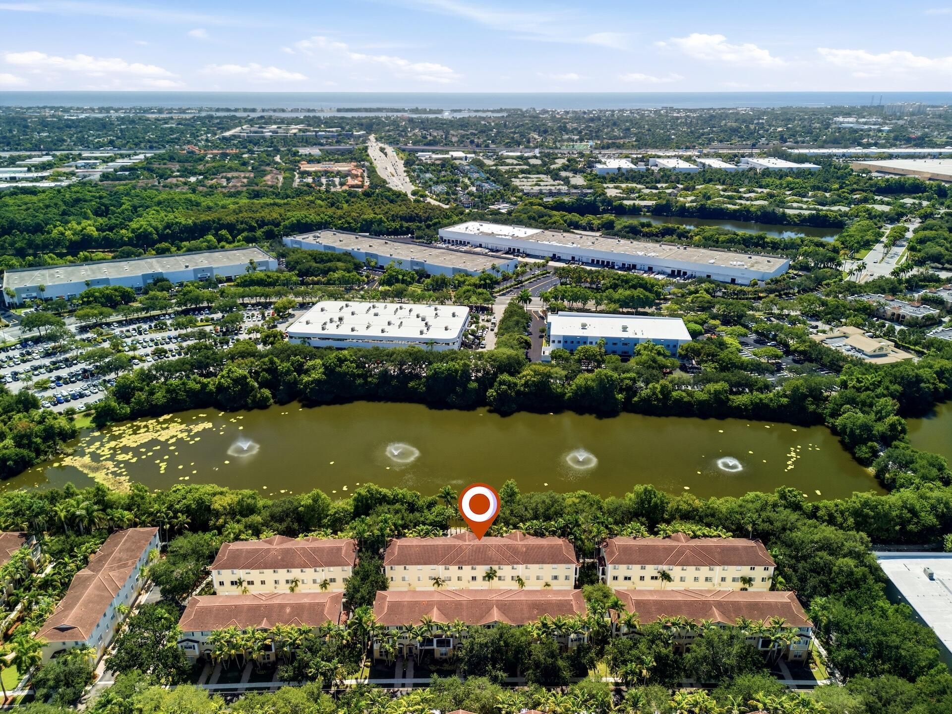 2905 S Greenleaf Circle, Boynton Beach, FL 33426 Photo