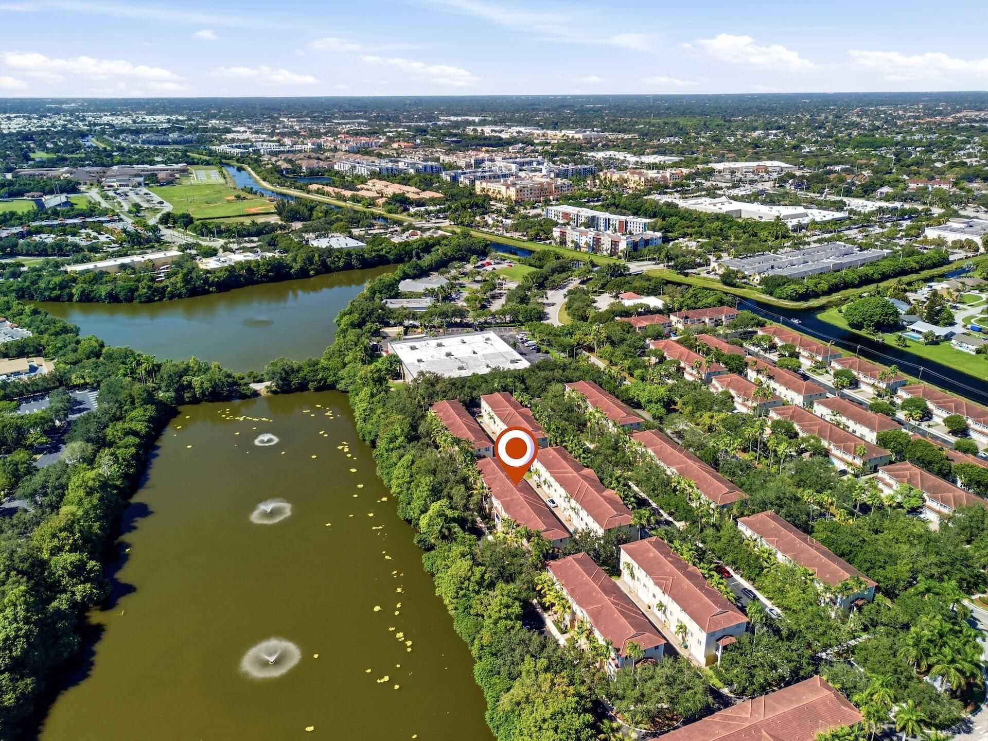 2905 S Greenleaf Circle, Boynton Beach, FL 33426 Photo