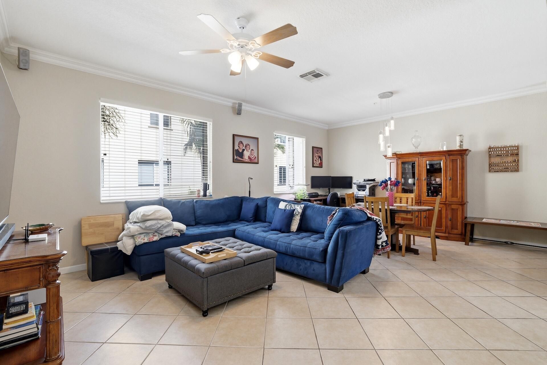 2905 S Greenleaf Circle, Boynton Beach, FL 33426 Photo