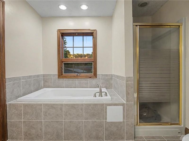 4445 Pinehill Drive, Dayton, OH 45424 Photo 36