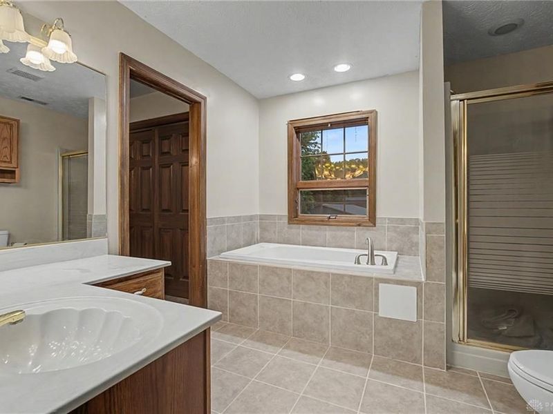 4445 Pinehill Drive, Dayton, OH 45424 Photo 38