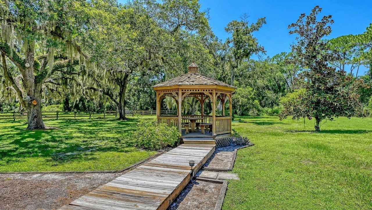 6455 Mckown Road, Sarasota, FL 34240 Photo