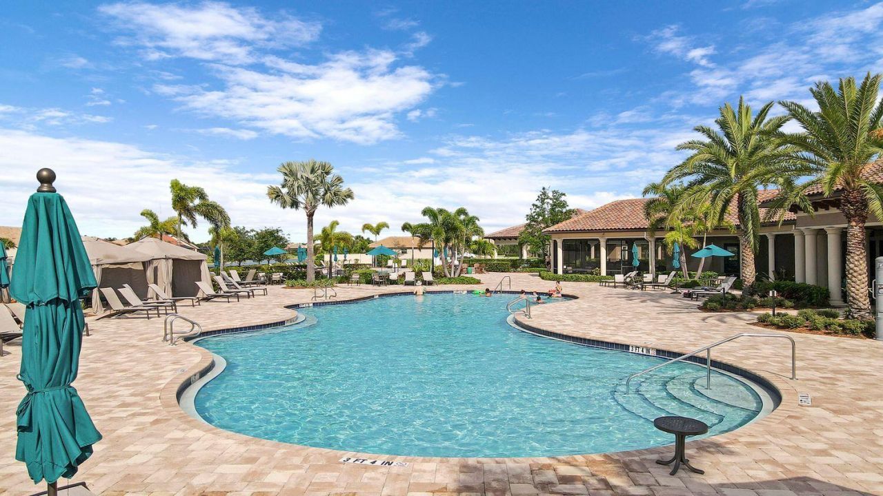 540 SE Villandry Way, Port Saint Lucie, FL 34984 Photo