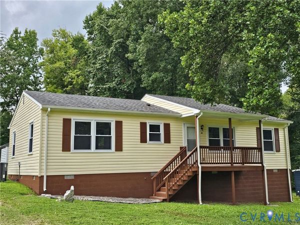 915 2nd Street, Nottoway, VA 23824