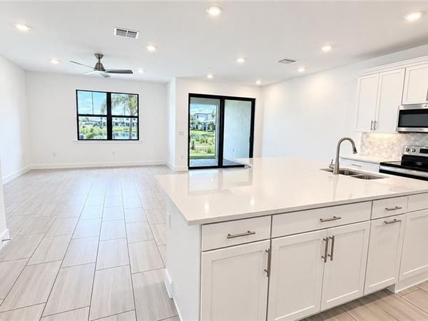 4153 Sonoma Oaks CIR, NAPLES, FL 34119