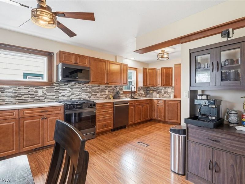 109 Stanford Avenue, Elyria, OH 44035 Photo 6