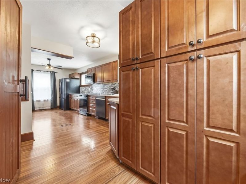 109 Stanford Avenue, Elyria, OH 44035 Photo 8