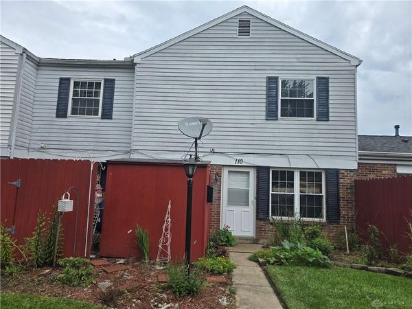 110 Park Ridge Place, Piqua, OH 45356