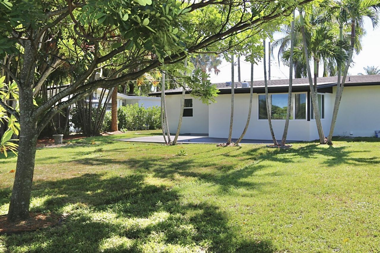 2490 Andros Lane, Fort Lauderdale, FL 33312 Photo