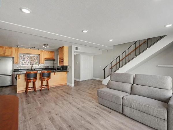 2426 Lincoln Ave, Unit J, Alameda, CA 94501