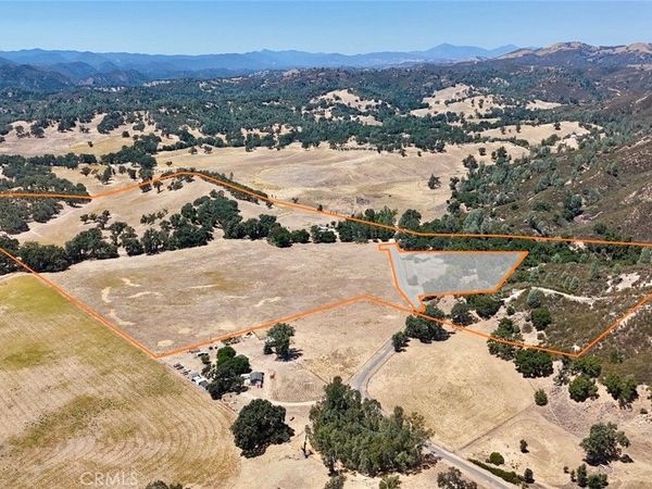 49460 Sapaque Road, Bradley, CA 93426