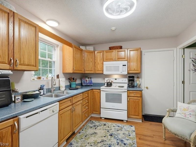 131 Marwyck Place Lane, Northfield Center, OH 44067 Photo 12