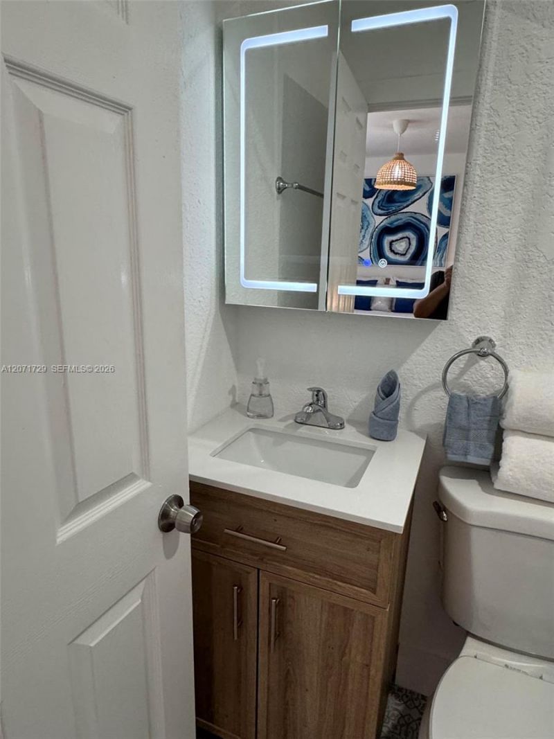 9635 SW 16th St , Unit studio, Miami, FL 33165 Photo