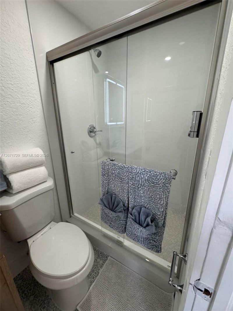 9635 SW 16th St , Unit studio, Miami, FL 33165 Photo
