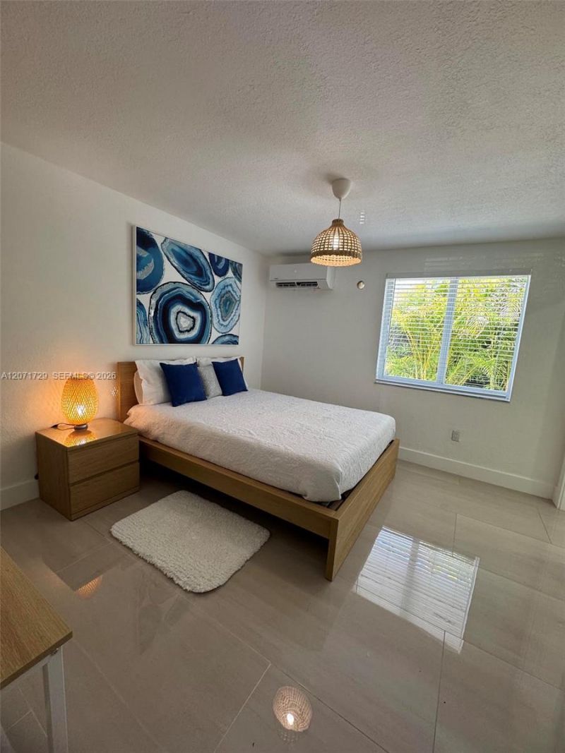 9635 SW 16th St , Unit studio, Miami, FL 33165 Photo