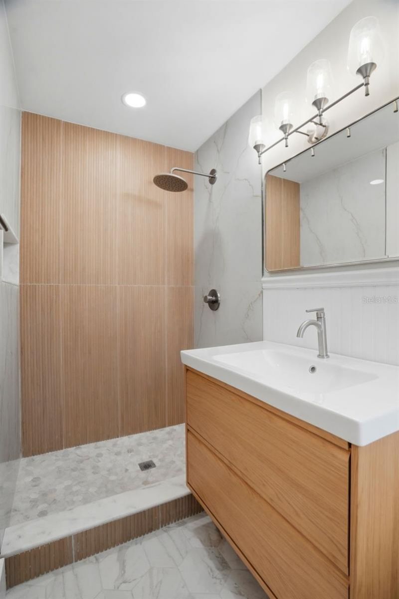 15814 3rd Street E, Redington Beach, FL 33708 Photo