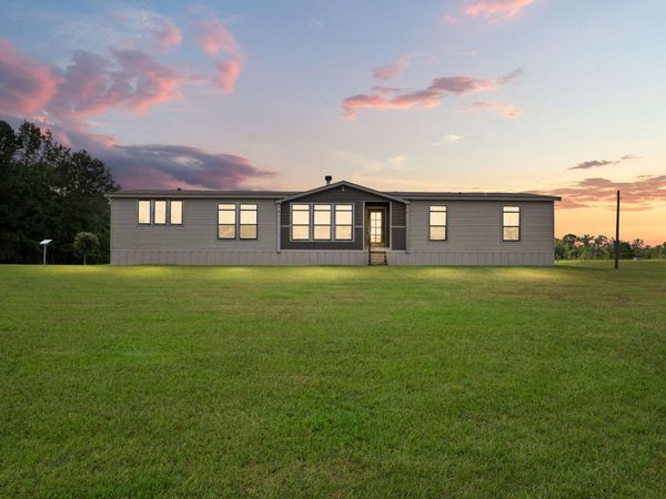 109 AMBER LOOP , Leesville, LA 71446